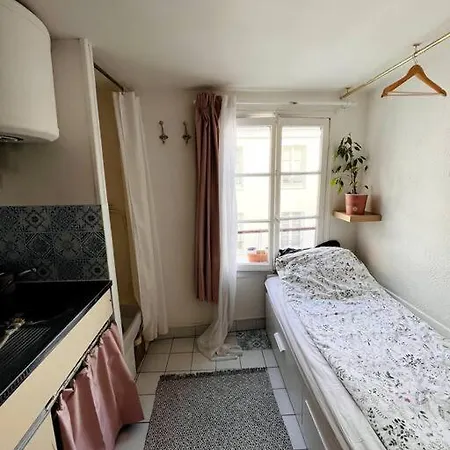 Cute Marais Private Studio For 2-3
