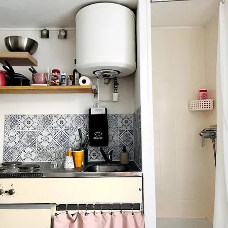 Cute Marais Private Studio For 2-2